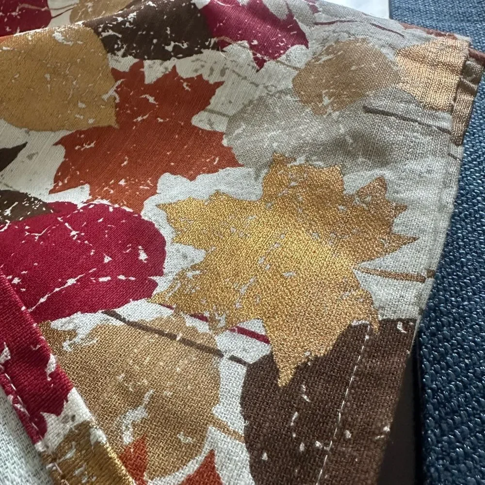 Threshold Leaf Pattern Rectangular Table Cloth 82”x60” - Picture 3 of 5